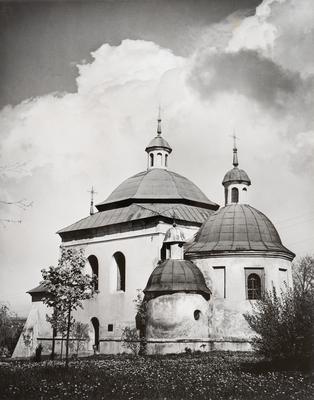 Миколаївська оборонна церква XVI ст. — Володимир Ольхомяк