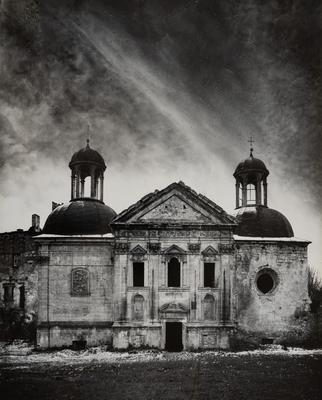 Castle Chapel — Volodymyr Olkhomiak