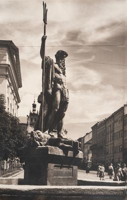 Monument to Neptune — Volodymyr Olkhomiak