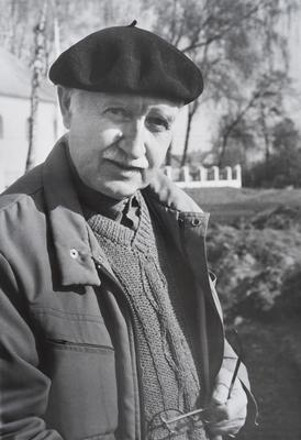 Untitled — Volodymyr Olkhomiak