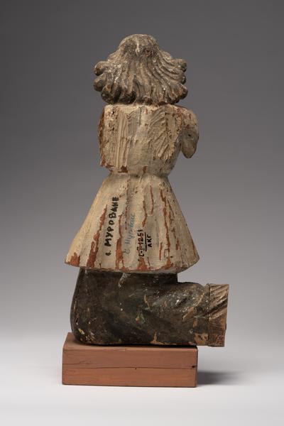 Angel Kneeling I 3