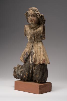 Angel Kneeling I 4