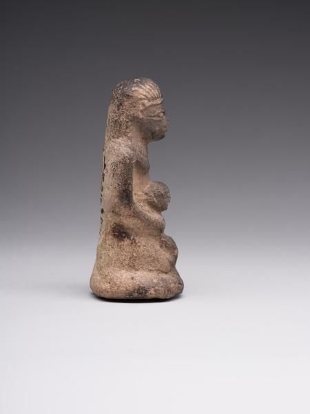 Sculptural Representation of Senenmut and Neferure 16