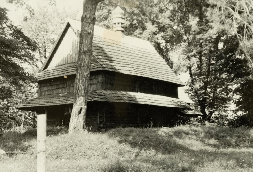 Дерев’яна церква