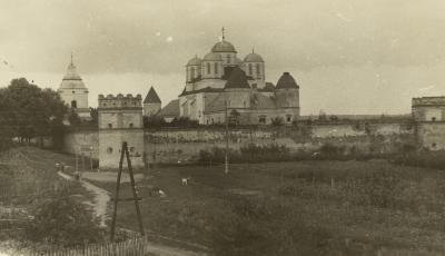 Свято-Троїцький монастир — невідомий