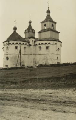 Holy Protection Church-Fortress in Sutkivtsi — unknown