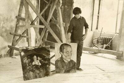 Artist Near the Sketches Made on the Olesko Castle Territory — unknown