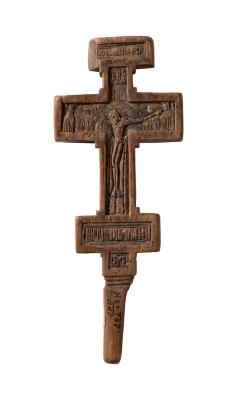 Hand Cross 2